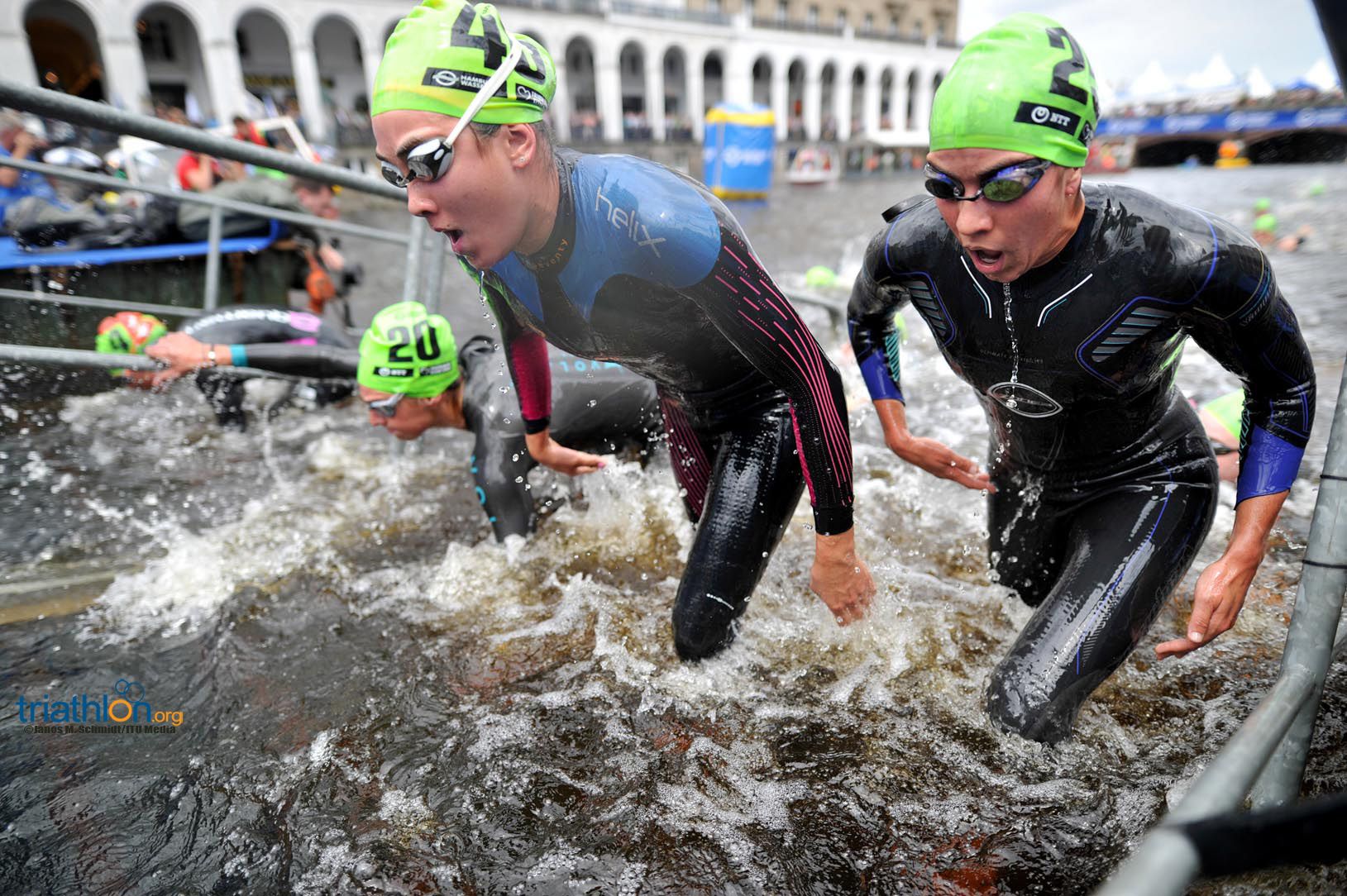 Series Mundiales Triatlón Hamburgo 2017 (élite femenina)