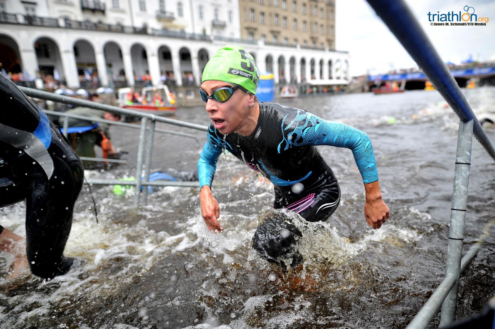 Series Mundiales Triatlón Hamburgo 2017 (élite femenina)