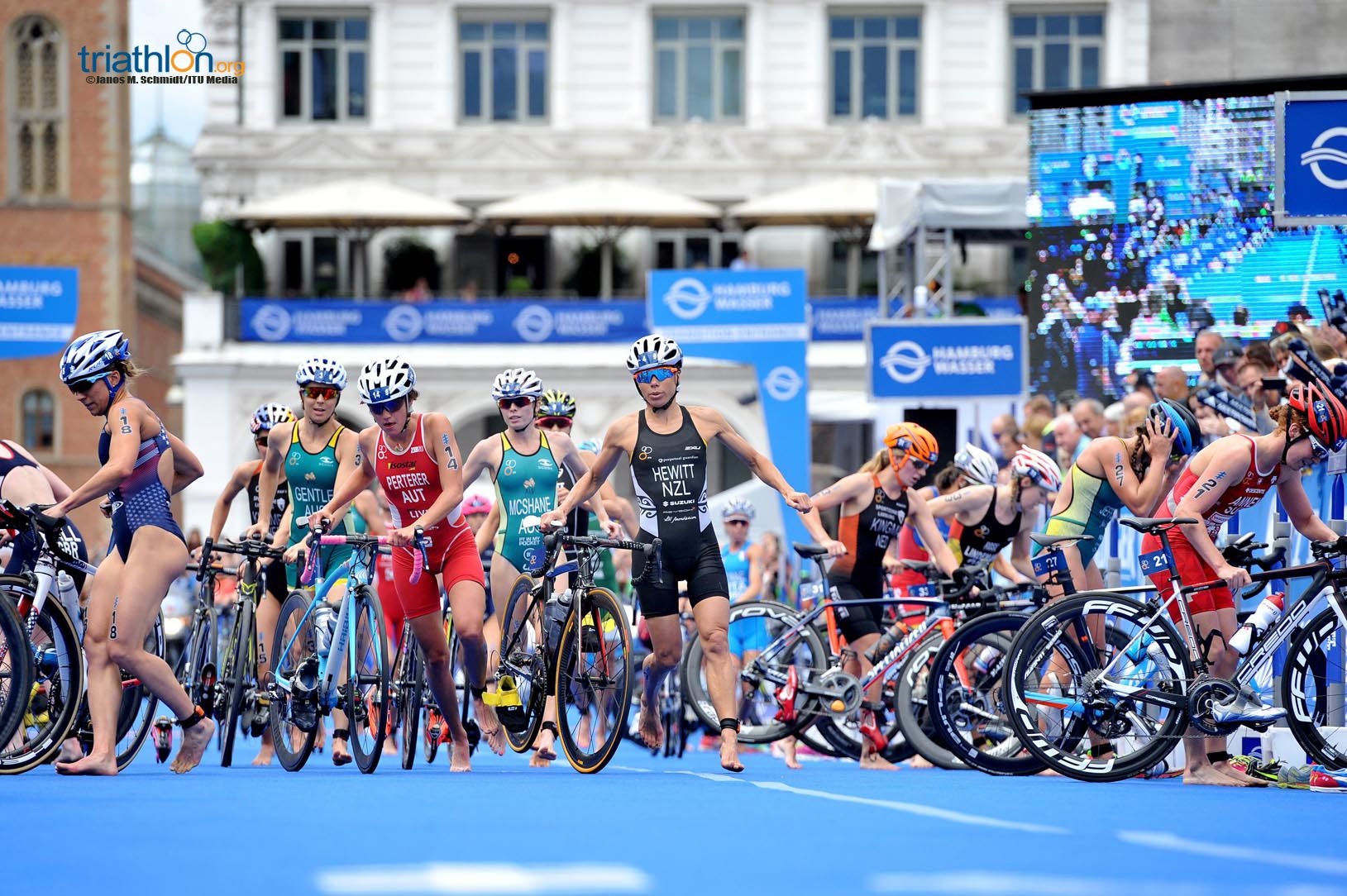 Series Mundiales Triatlón Hamburgo 2017 (élite femenina)