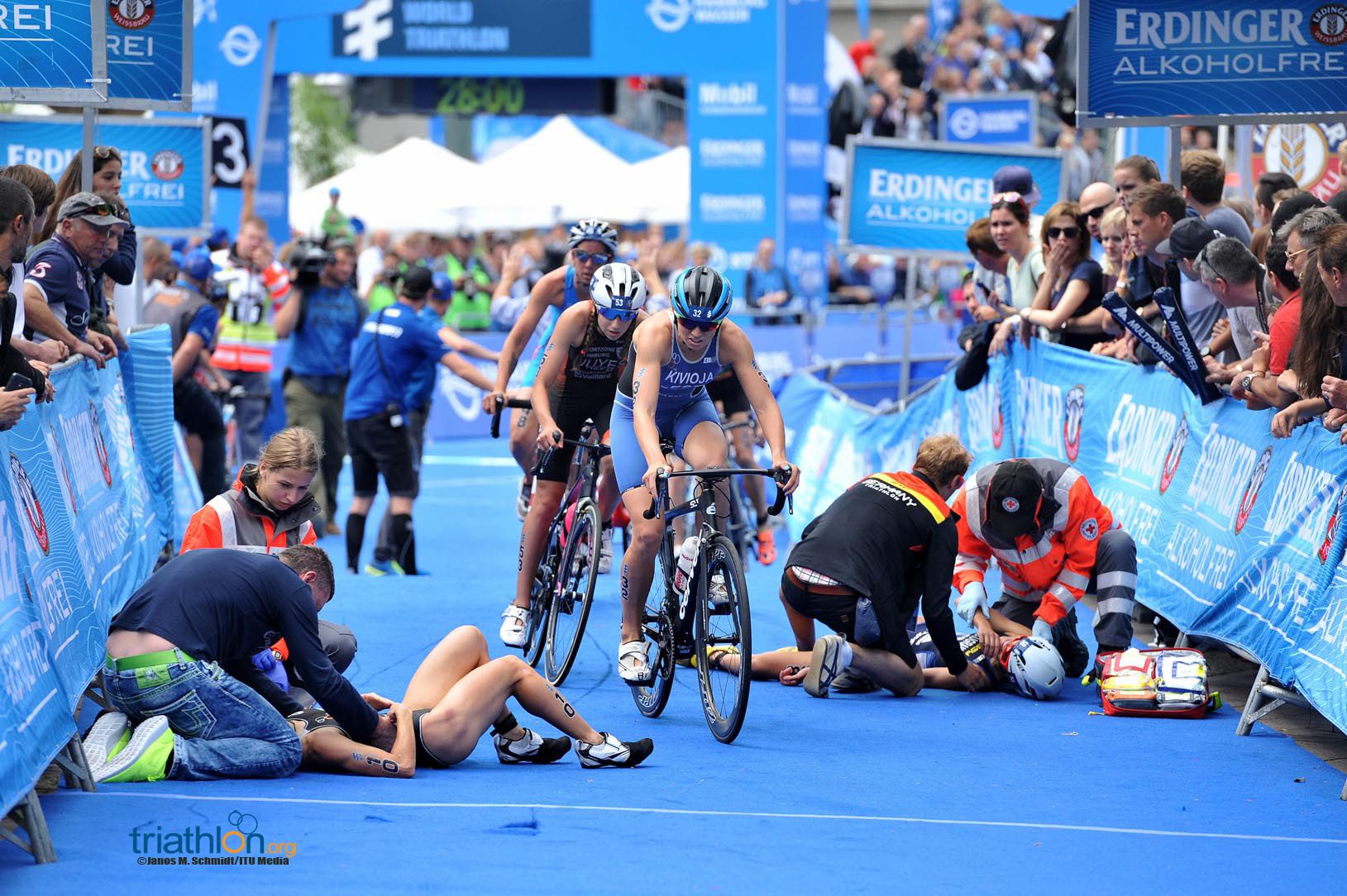 Series Mundiales Triatlón Hamburgo 2017 (élite femenina)