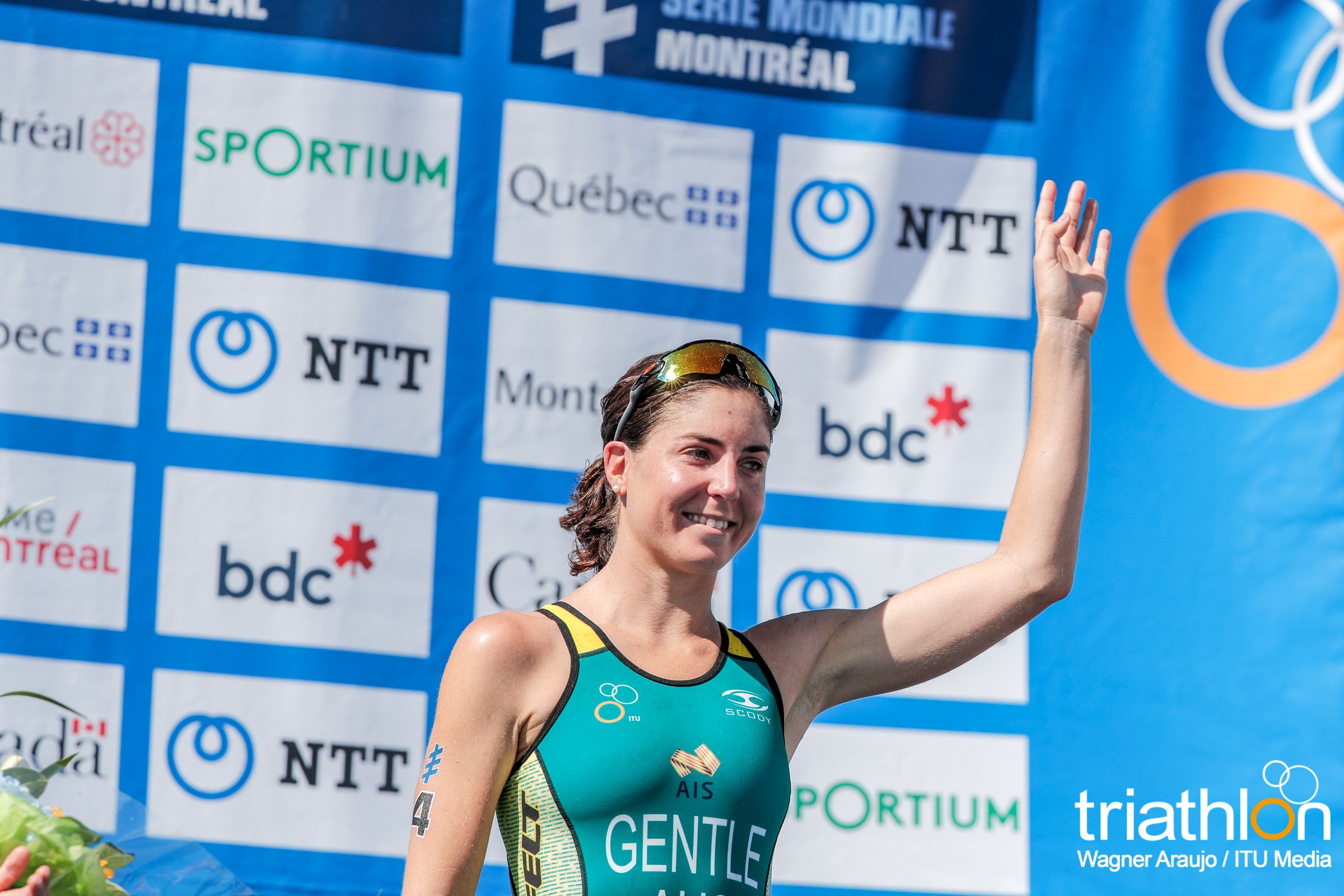 Series Mundiales Triatlón Montreal 2017 (élite femenina)