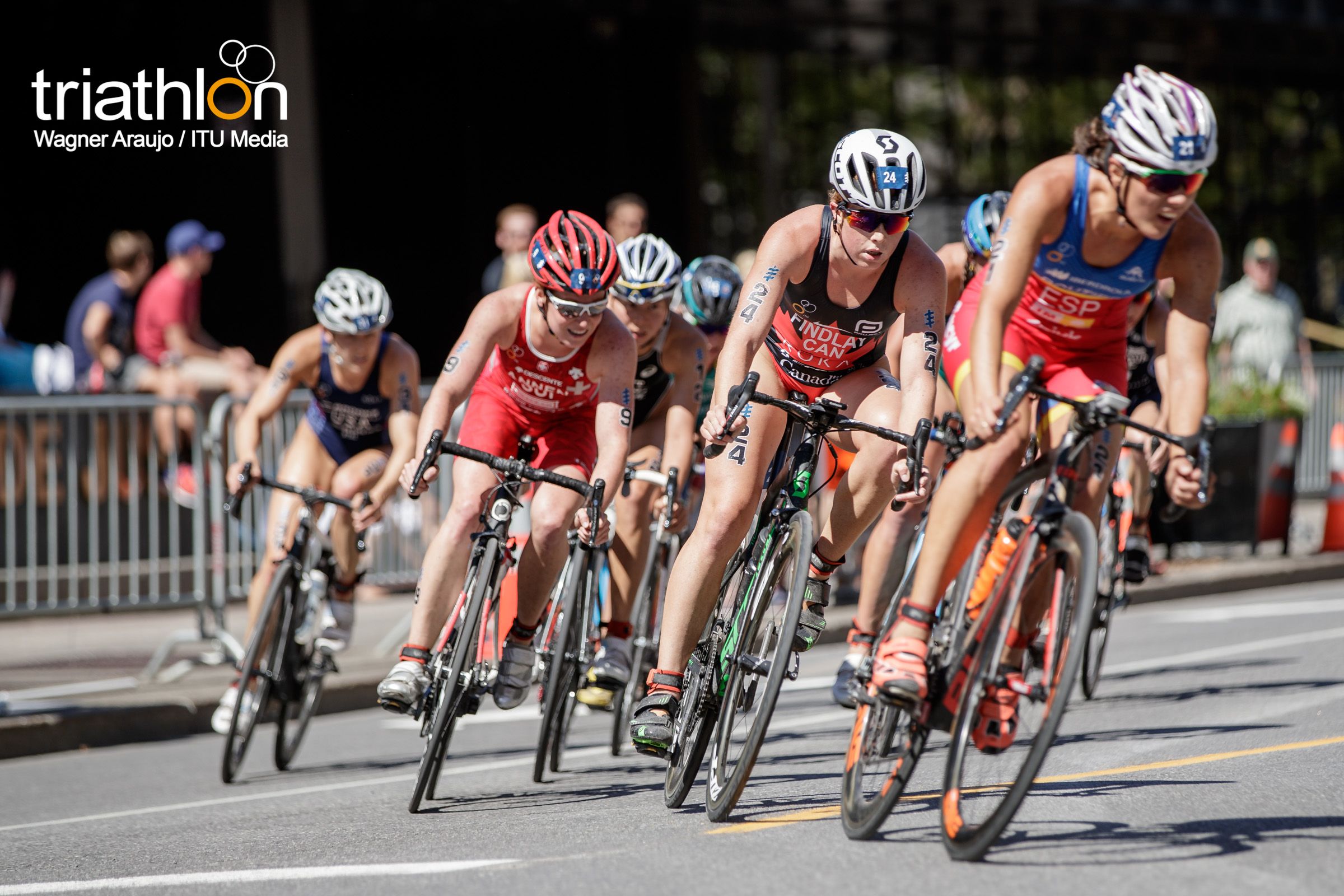 Series Mundiales Triatlón Montreal 2017 (élite femenina)