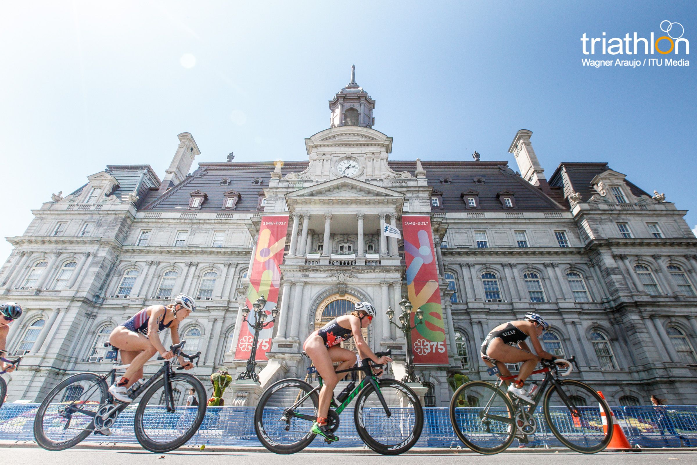 Series Mundiales Triatlón Montreal 2017 (élite femenina)