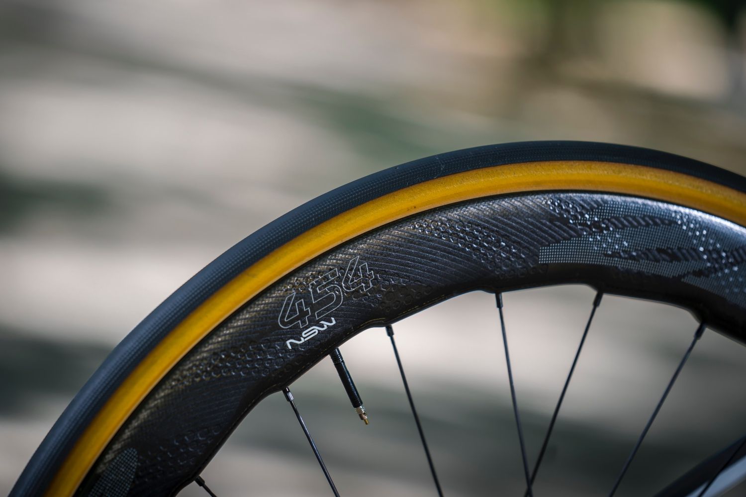La "mejor bici del mundo": Specialized S-Works Venge ViAS Disc   Zipp 454 NSW