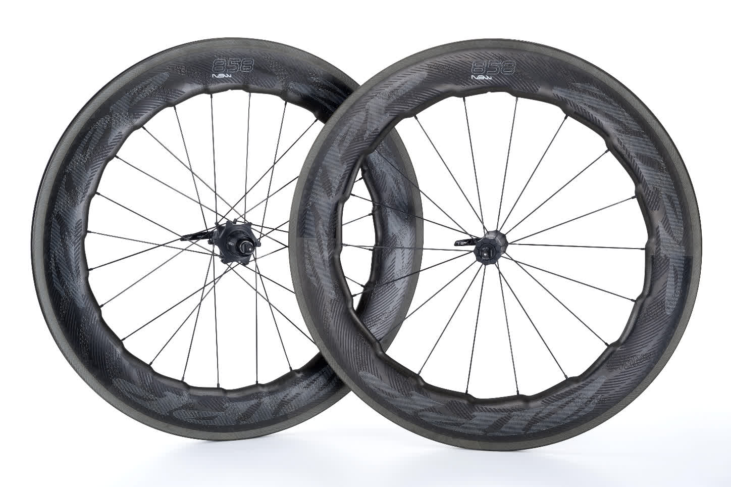 Rueda de carbono Zipp 858 NSW para frenos de disco y de llanta