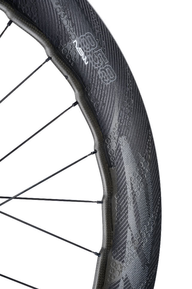 Rueda de carbono Zipp 858 NSW para frenos de disco y de llanta
