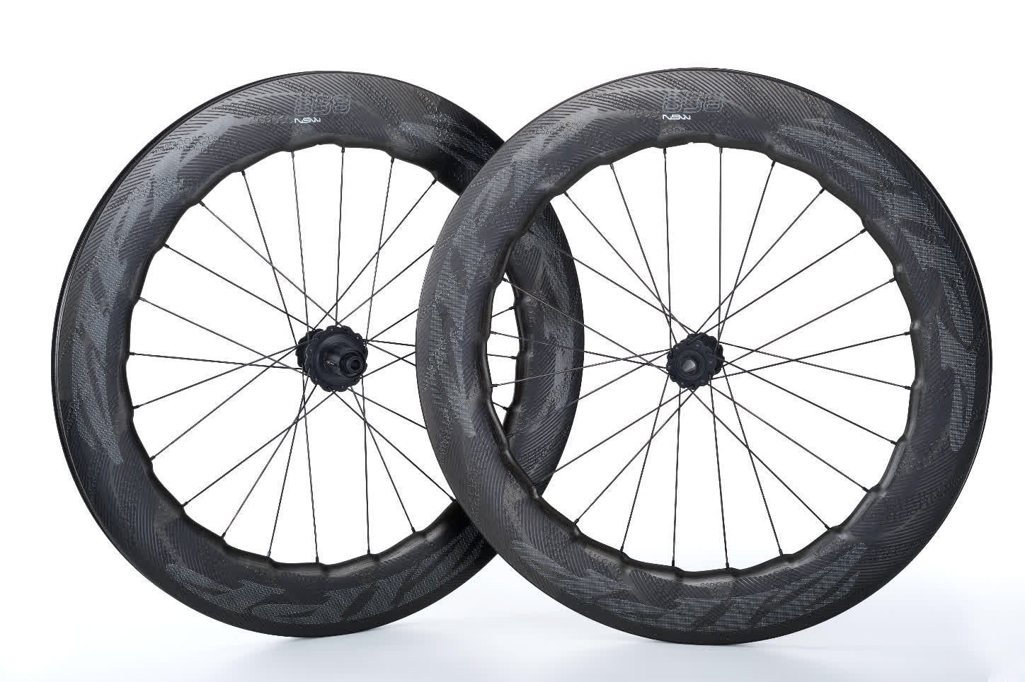 Rueda de carbono Zipp 858 NSW para frenos de disco y de llanta