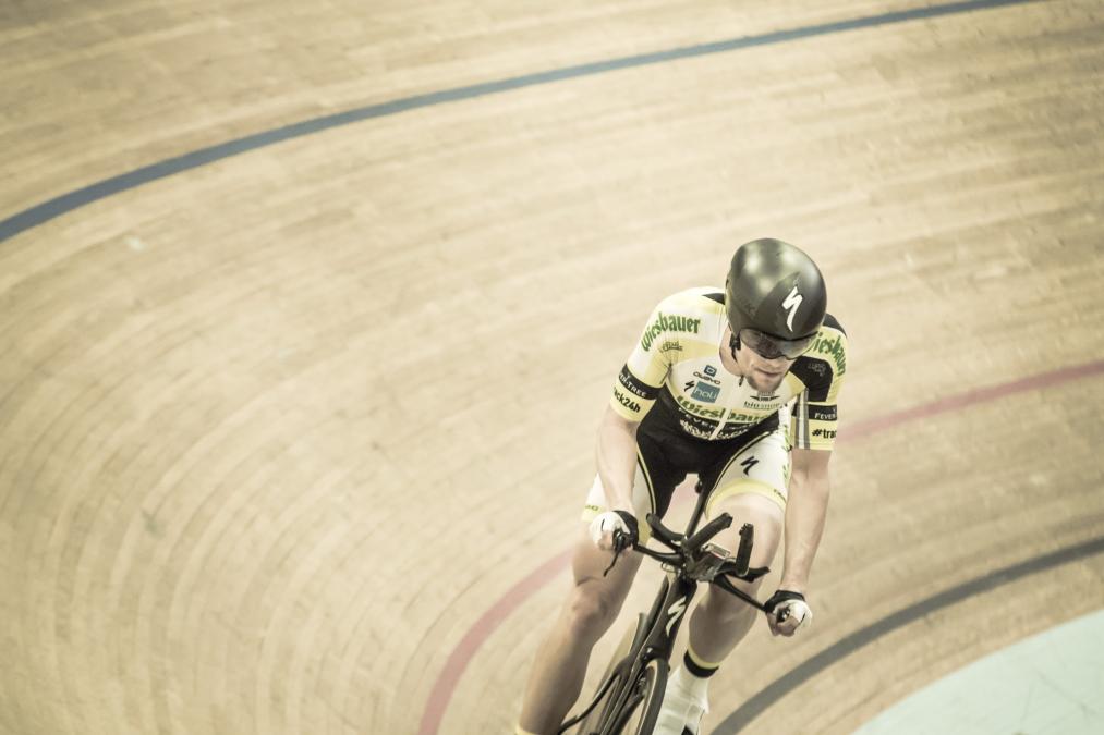 El ciclista austriaco Christoph Strasser establece un nuevo récord en pista