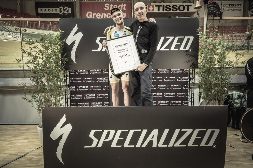 El ciclista austriaco Christoph Strasser establece un nuevo récord en pista