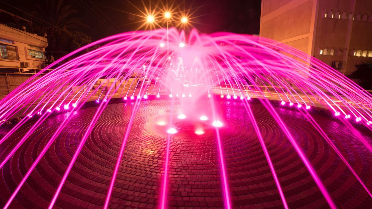 Las ciudades del Giro se iluminan de rosa