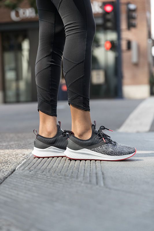 Fresh Foam Lazr Sport