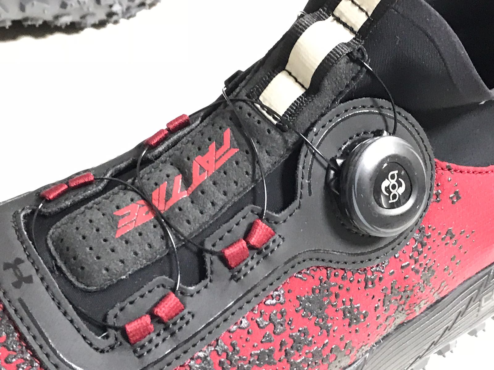 Under Armour Fat Tire