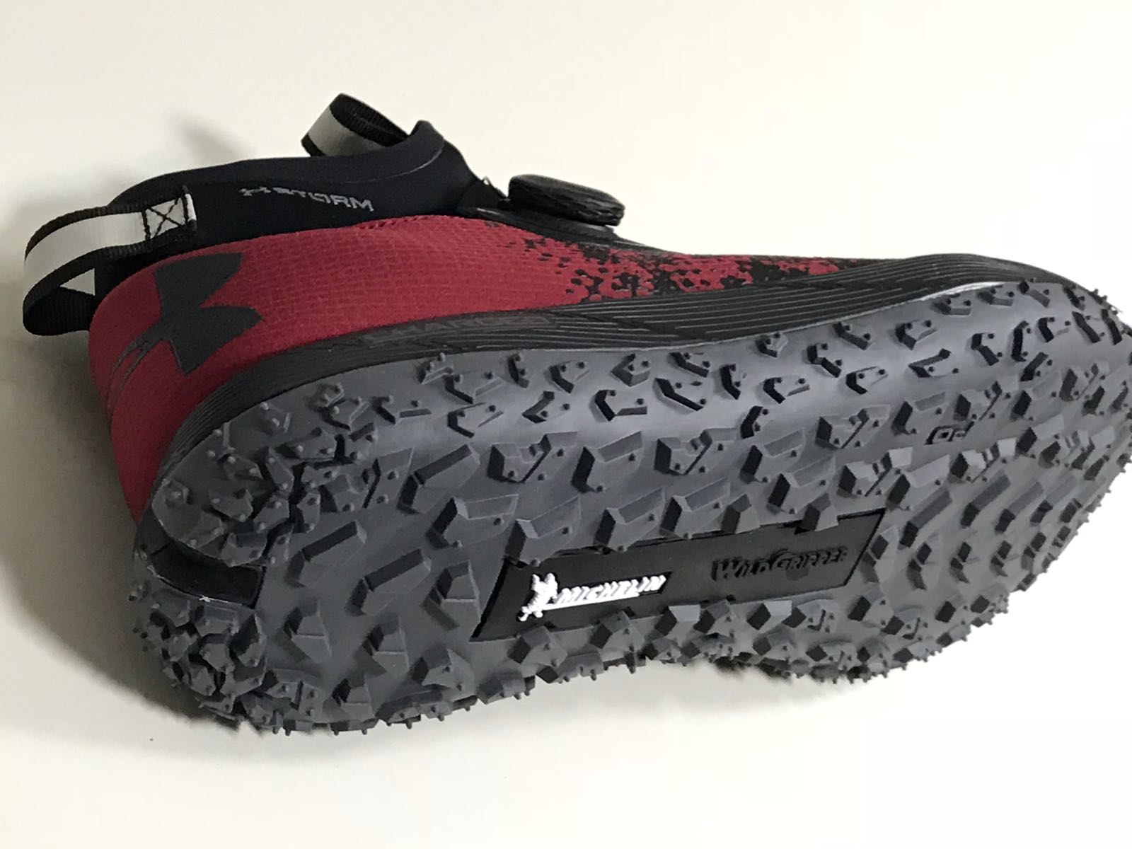 Under Armour Fat Tire