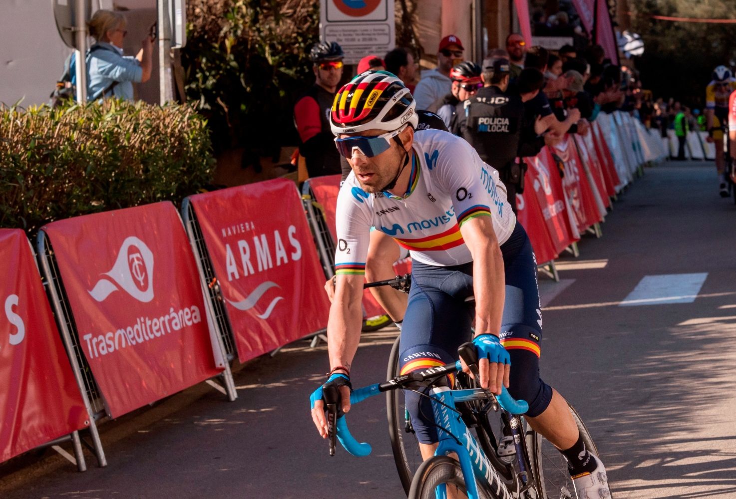 Movistar recauda 17.000 euros en el sorteo de la bicicleta de Valverde.
