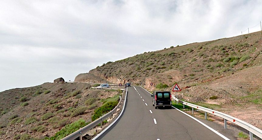 Un ciclista de 30 años herido grave tras caerse en una zona de rocas en Gran Canaria.