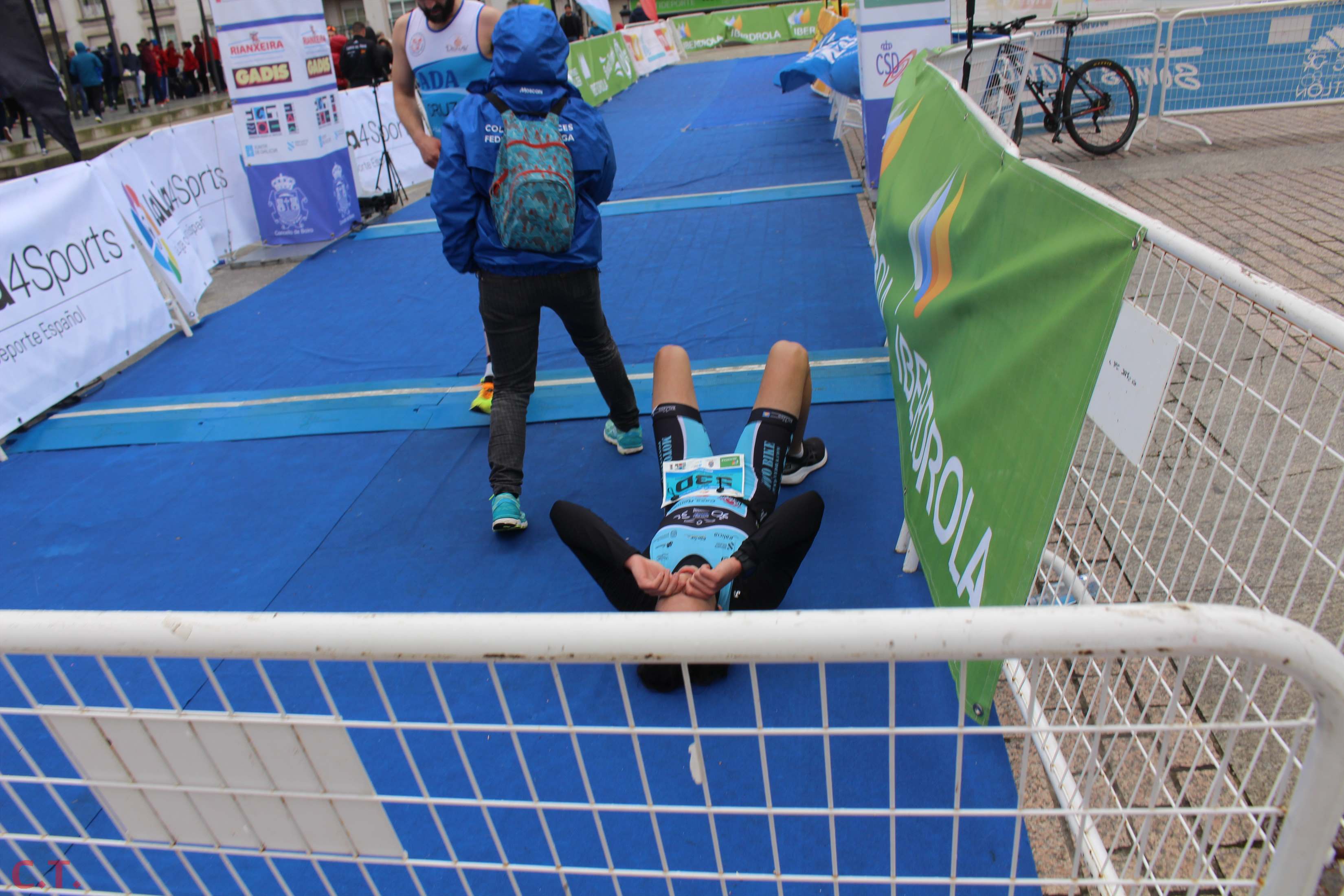 Fotos Campeonato España Duatlón por relevos mixtos - Meta