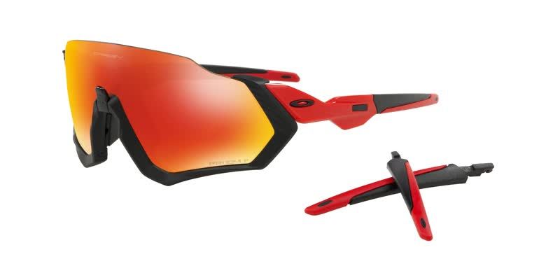 Oakley Flight Jacket y Oakley Field Jacket