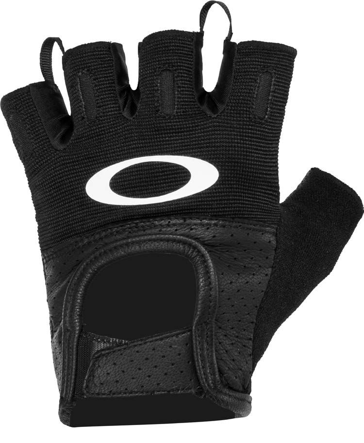 Cascos y la ropa de ciclismo Oakley