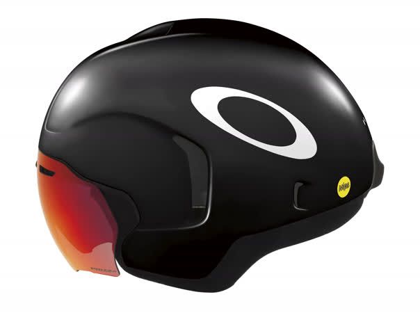 Cascos y la ropa de ciclismo Oakley