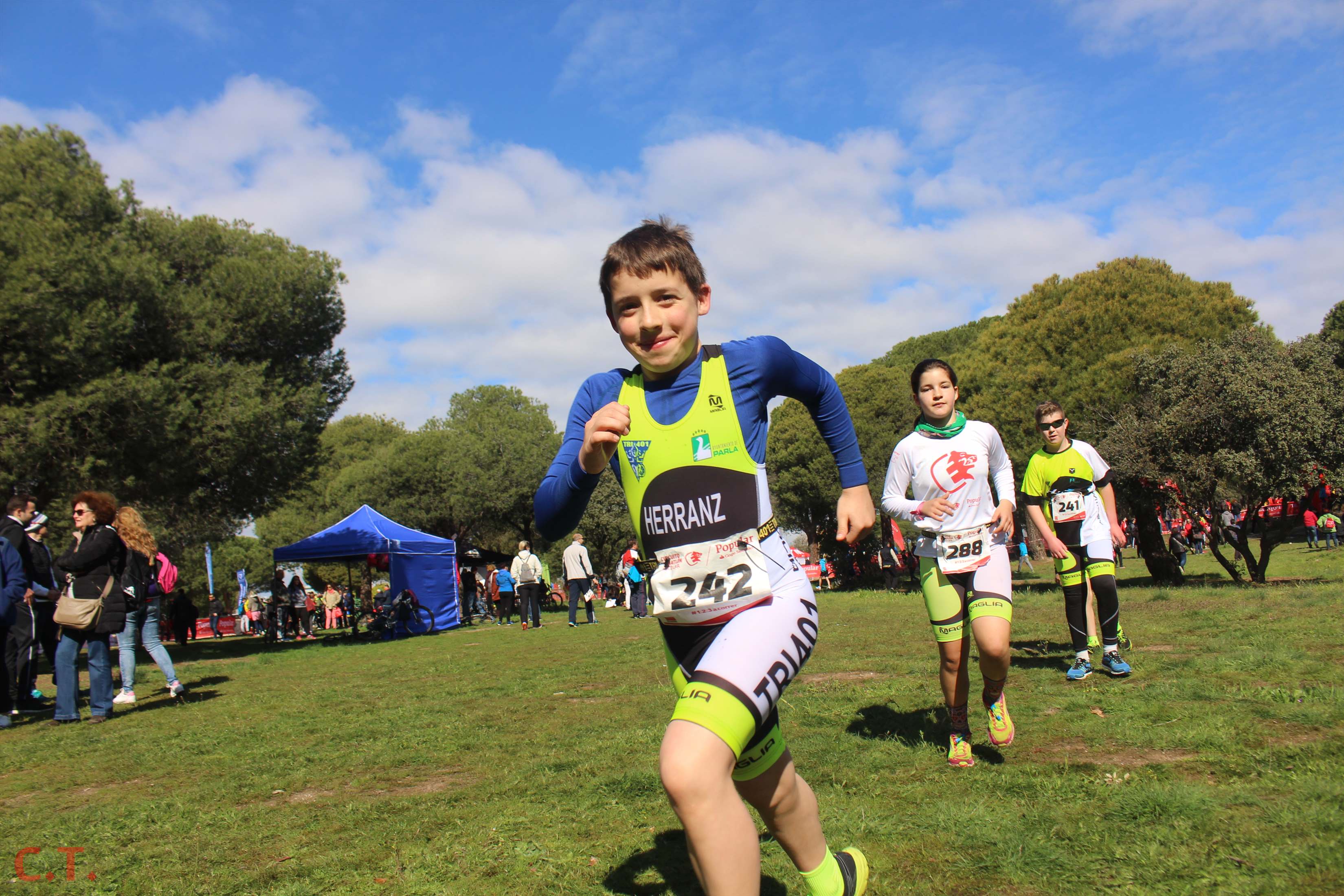 Duatlón Cross Escolar de Las Rozas (boxes y fuera de competición)