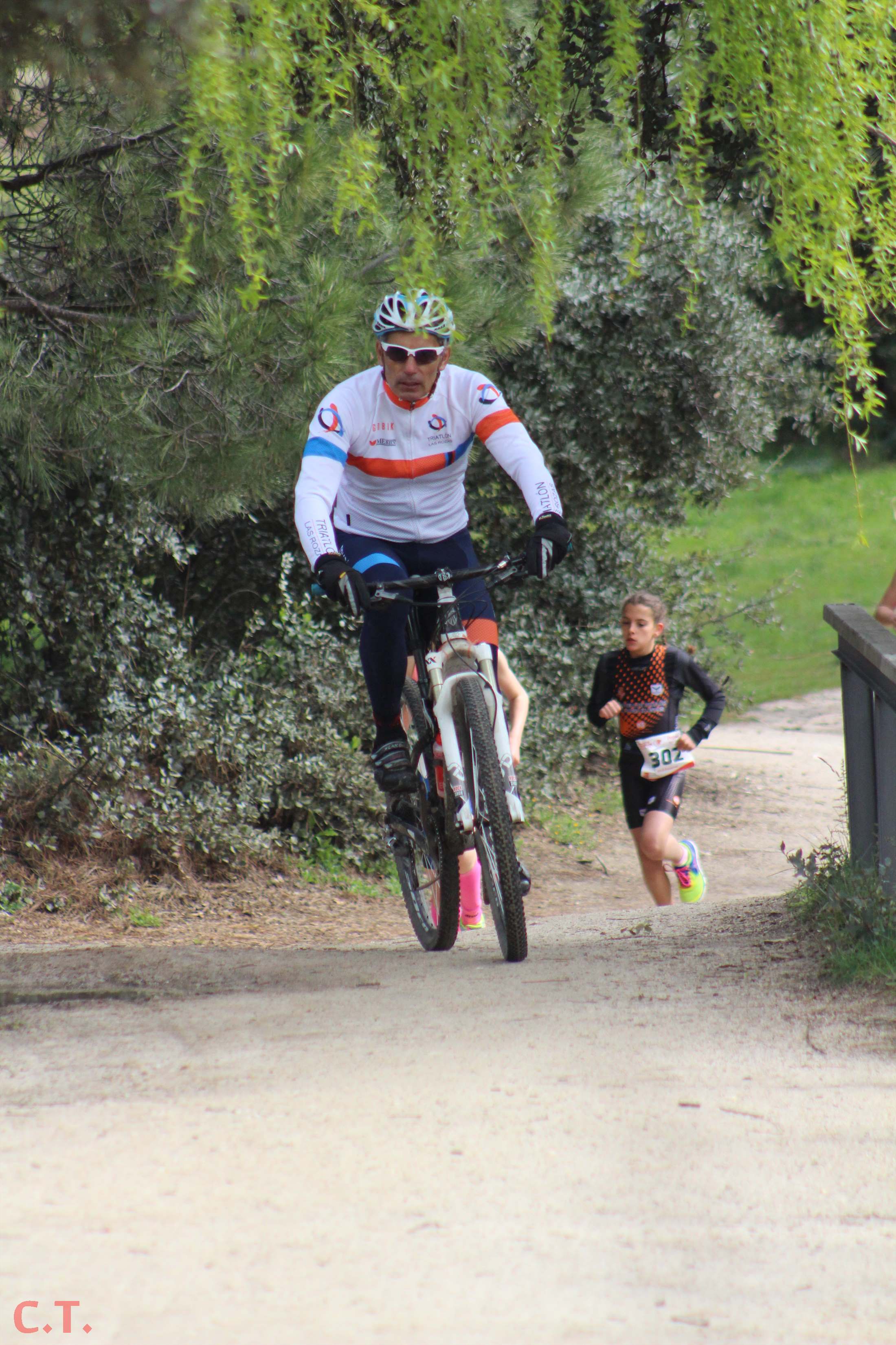 Duatlón Cross Escolar de Las Rozas (boxes y fuera de competición)