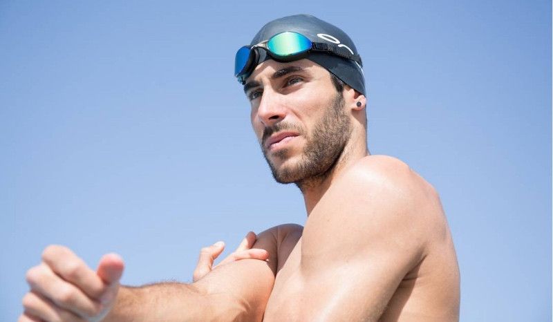 'Chente' Hernández, antes de un entrenamiento de natación.
