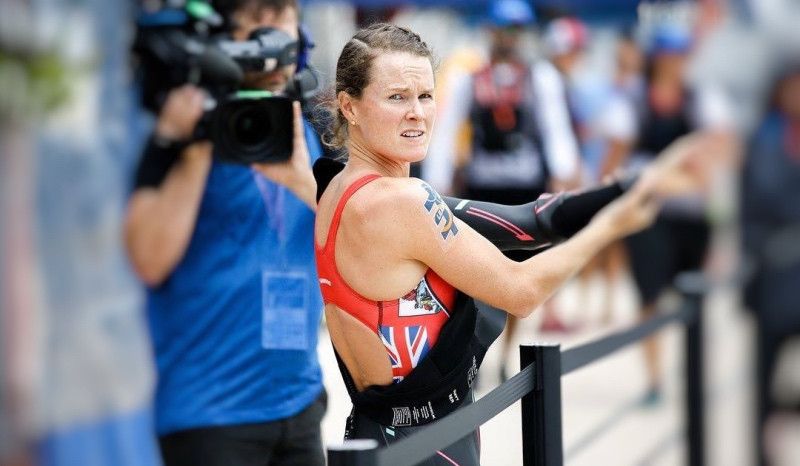 Flora Duffy, en los momentos previos a la disputa de una prueba de las Series Mundiales de Triatlón.