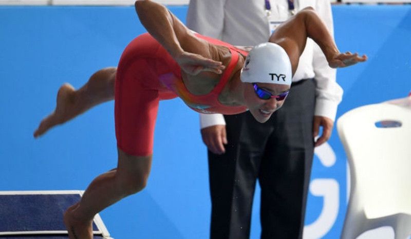 (VÍDEO) La osadía de la campeona olímpica Pernille Blume termina en descalabro