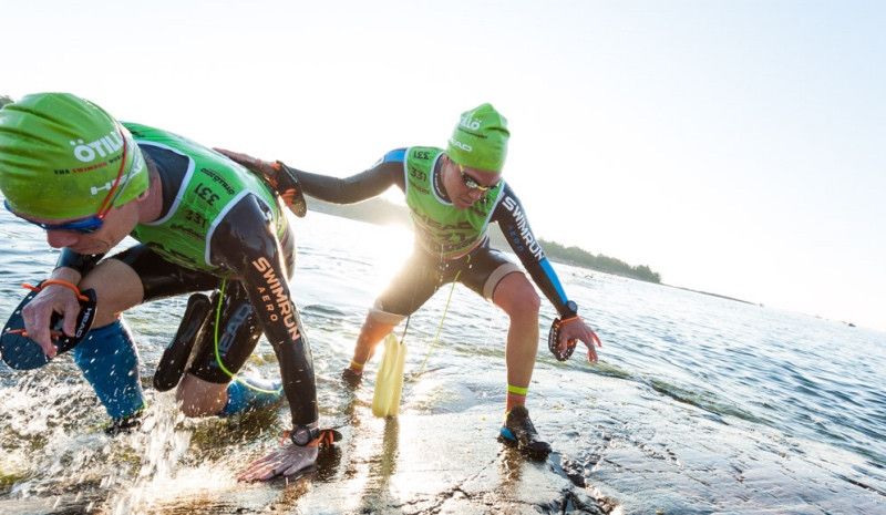 (VÍDEO) Así fue el Mundial de Swimrun: 65 km corriendo por la montaña y 10 nadando en el Báltico
