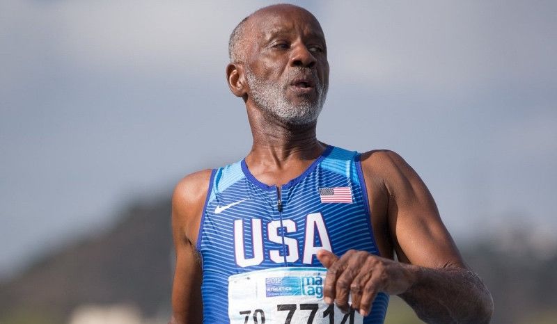 Un atleta estadounidense de 71 años corre el 400 en 57 segundos
