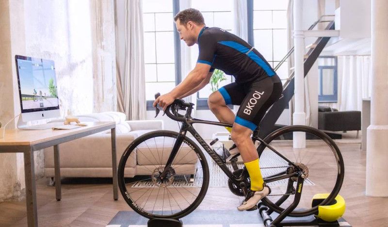 Entrenando en el duro circuito del Challenge Madrid... sin salir de casa