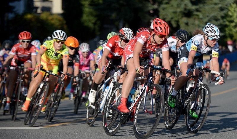 La UCI proyecta instaurar un salario mínimo para las ciclistas