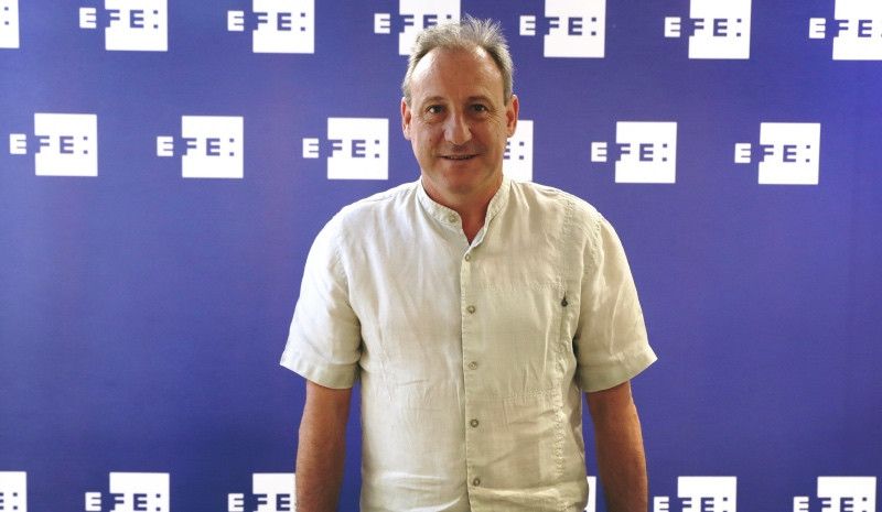 Fermín Cacho, dirigido por Abel Antón, comienza a preparar el maratón de Sevilla