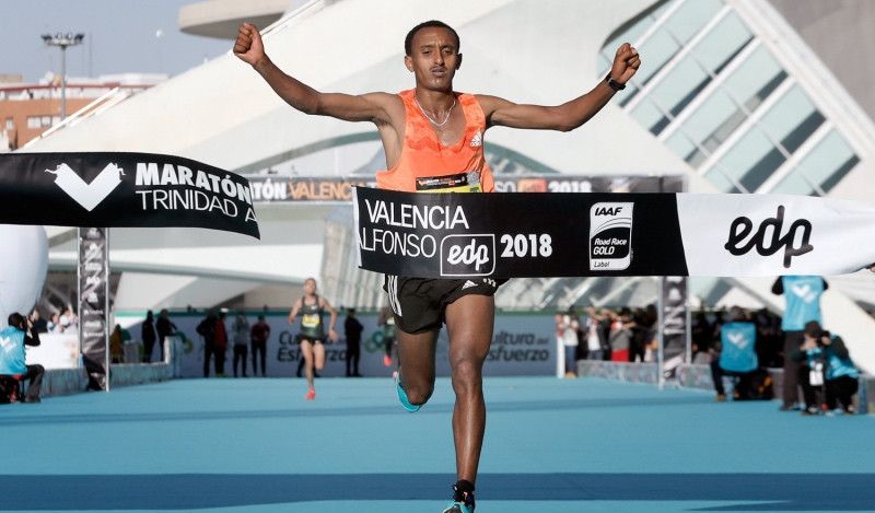 El maratón de Valencia batió sus récords y sueña con batir los del mundo
