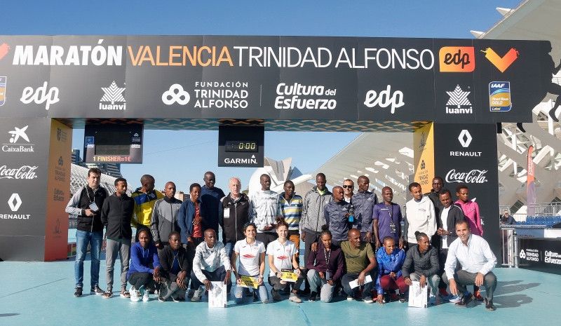 El maratón de Valencia sueña con batir su récord tras lograr el de atletas