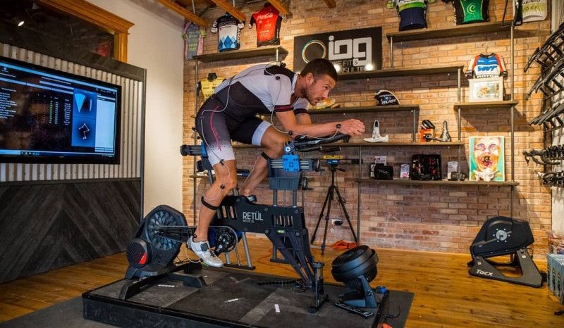 (VÍDEO) Así fue la primera sesión del 'bike fitting' de Lionel Sanders