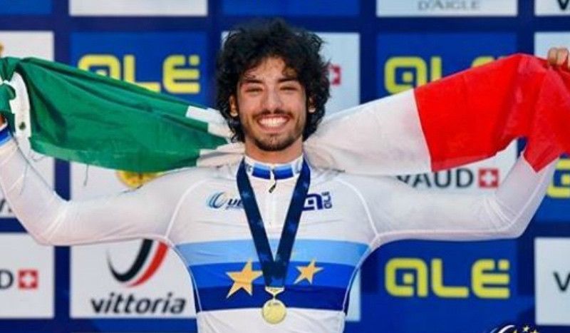 El joven Samuele Manfredi, en coma inducido tras chocar con un vehículo