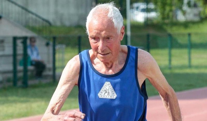 Récord del mundo de 3.000 y 1.000 metros para celebrar ¡su 95º cumpleaños! 