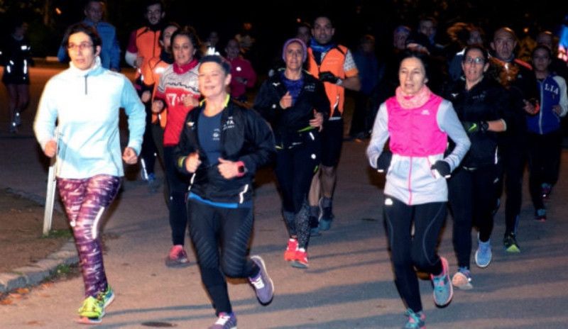 Centenares de personas salen a correr en Zaragoza en recuerdo de Laura Luelmo