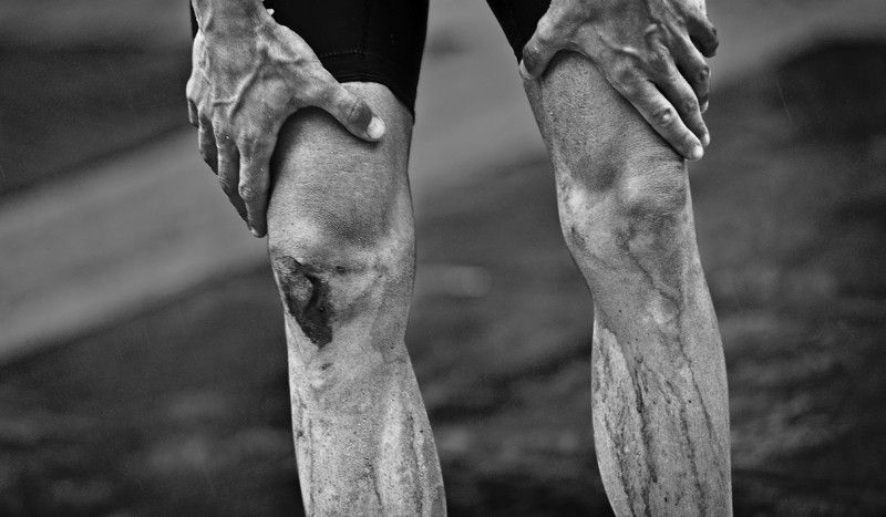¿Qué podemos hacer los triatletas para prevenir las lesiones de rodilla?