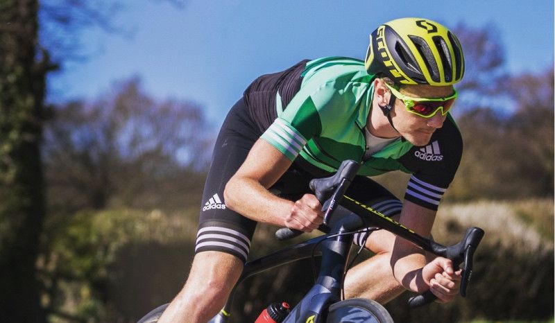 (VÍDEO) Alistair Brownlee y sus 5 razones para montar en bici en España en invierno