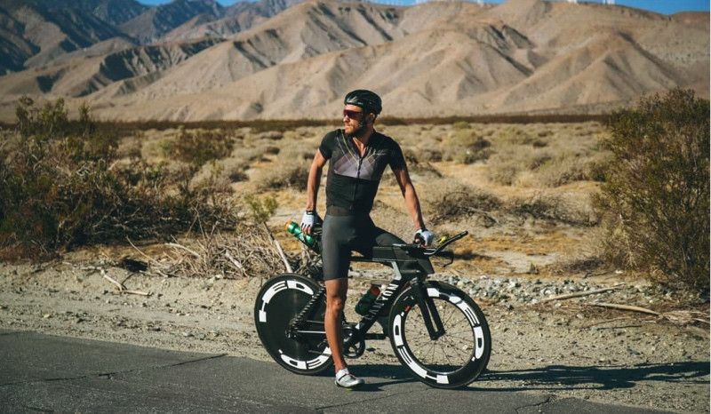 Sanders se hace ciclista de élite: hará la Contrarreloj del Campeonato Canadiense de Ciclismo