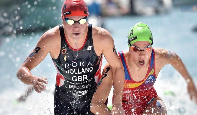 (VÍDEO) Así fue la espectacular prueba de Relevo Mixto de WTS Abu Dhabi 