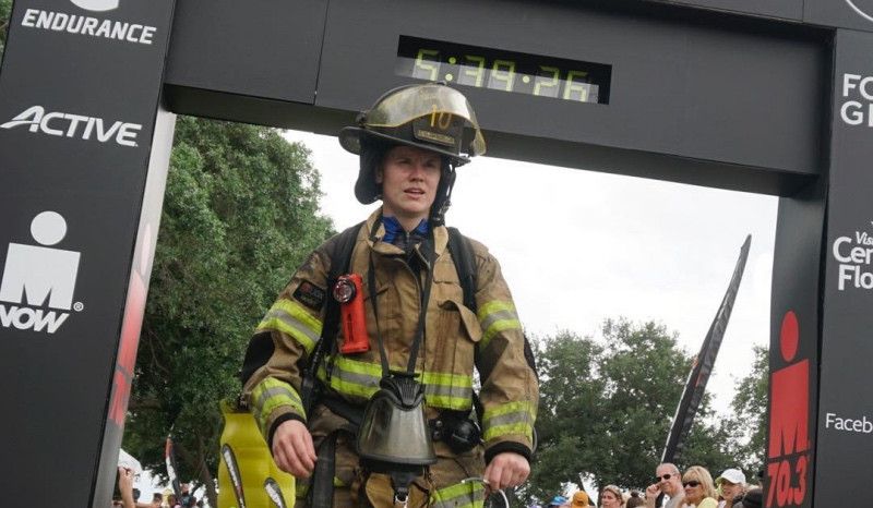 El ejemplo de una bombera en el Ironman 70.3 de Florida