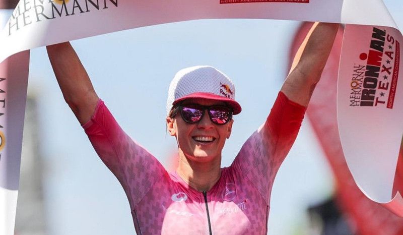 Daniela Ryf suma y sigue con otra victoria en el Ironman de Texas