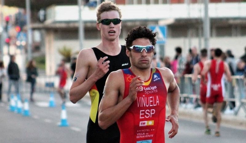 Viñuela, subcampeón del mundo de Acuatlón tras hacer 3 carreras en 6 días
