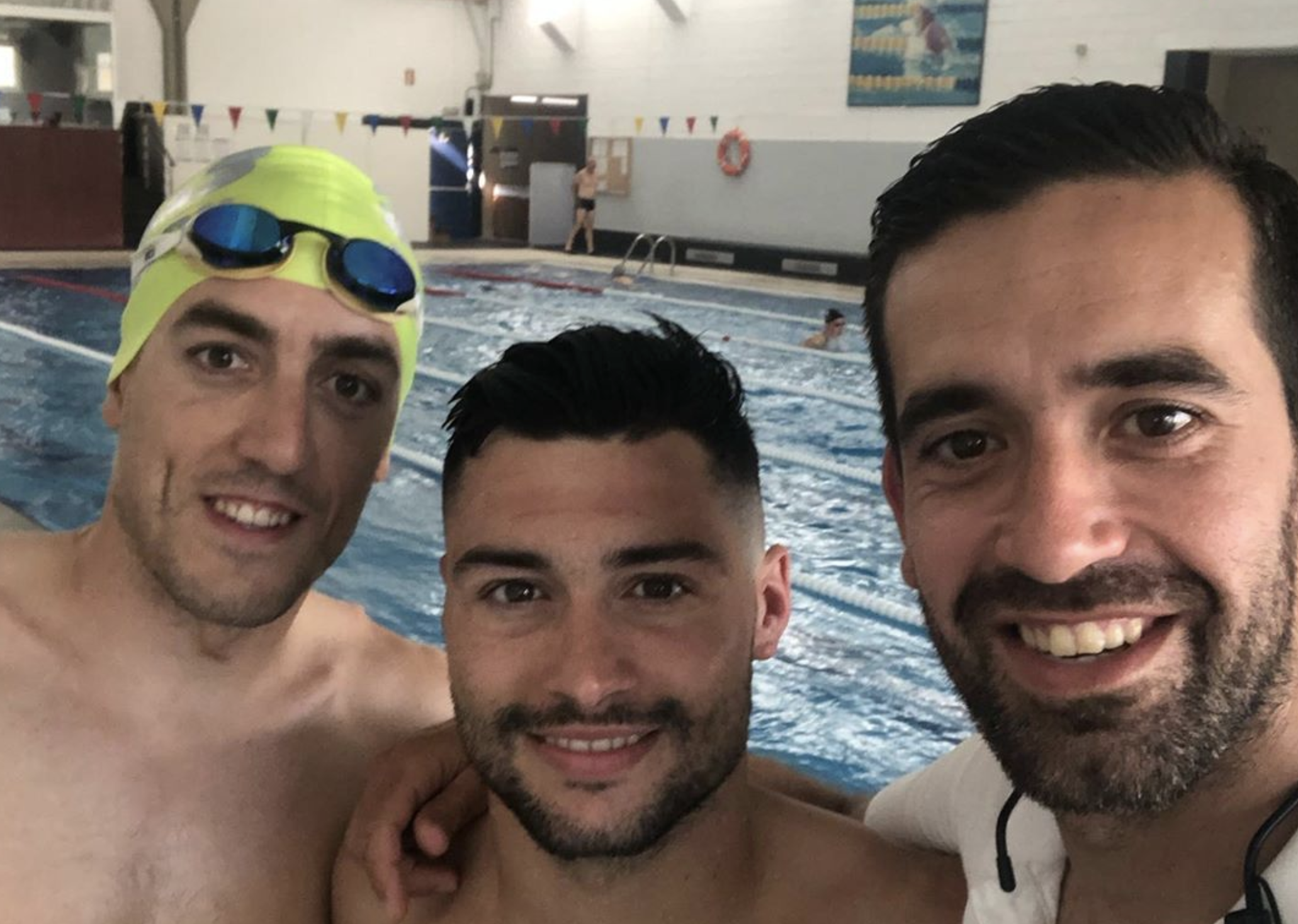 ¿Quieres que el entrenador de natación de Fernando Alarza analice tu técnica... a distancia?