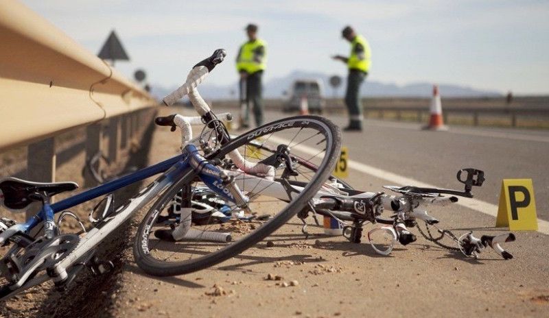 Muere un ciclista arrollado por una furgoneta en la sierra de Madrid