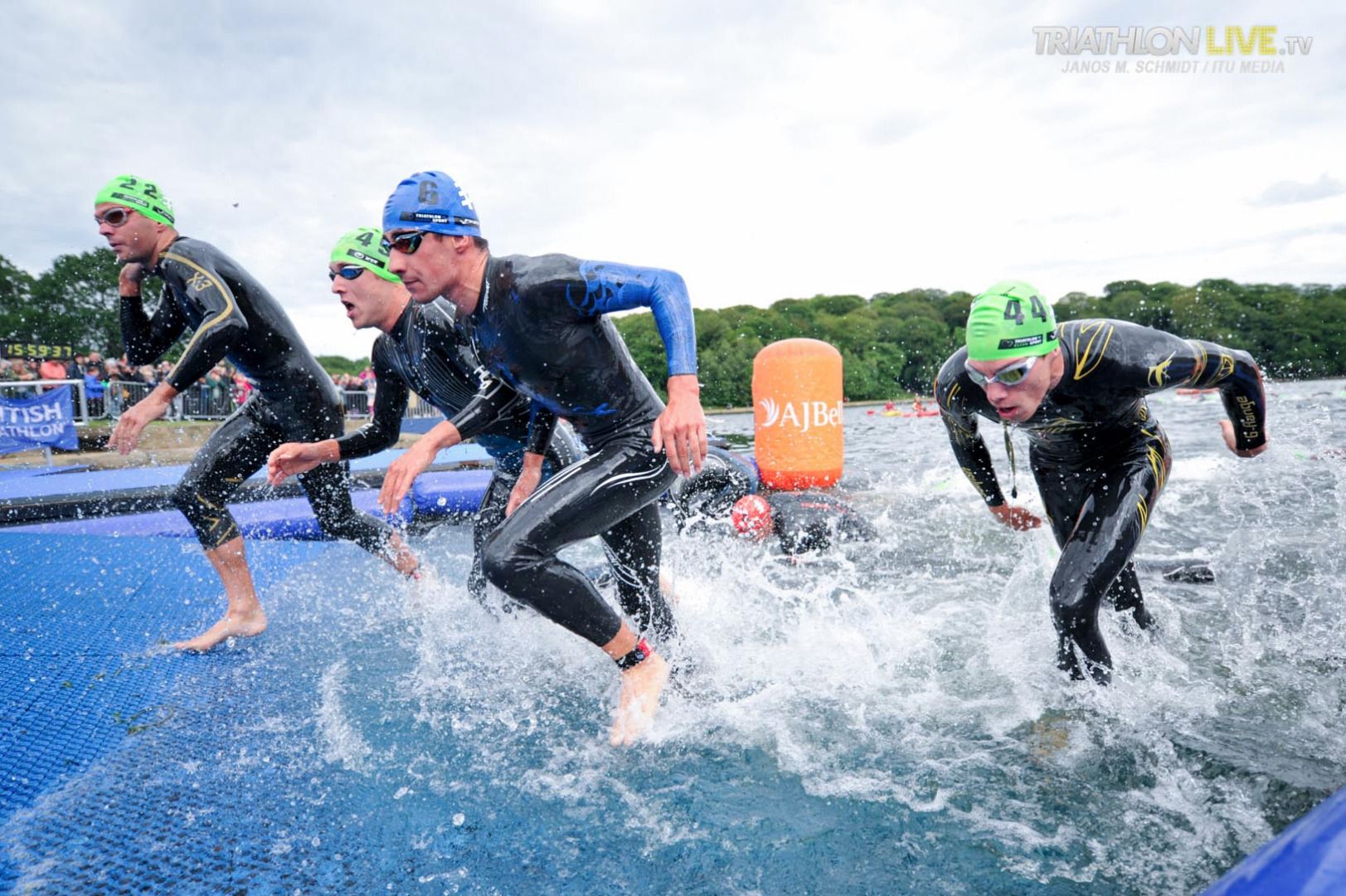 (GALERÍA) Las mejores imágenes de la prueba de Leeds de las WTS 2019