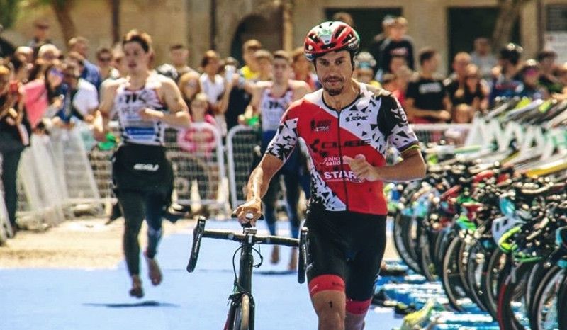 Fin de semana 'completito' de Raña: victoria en un triatlón sprint y plata en una carrera de ciclismo